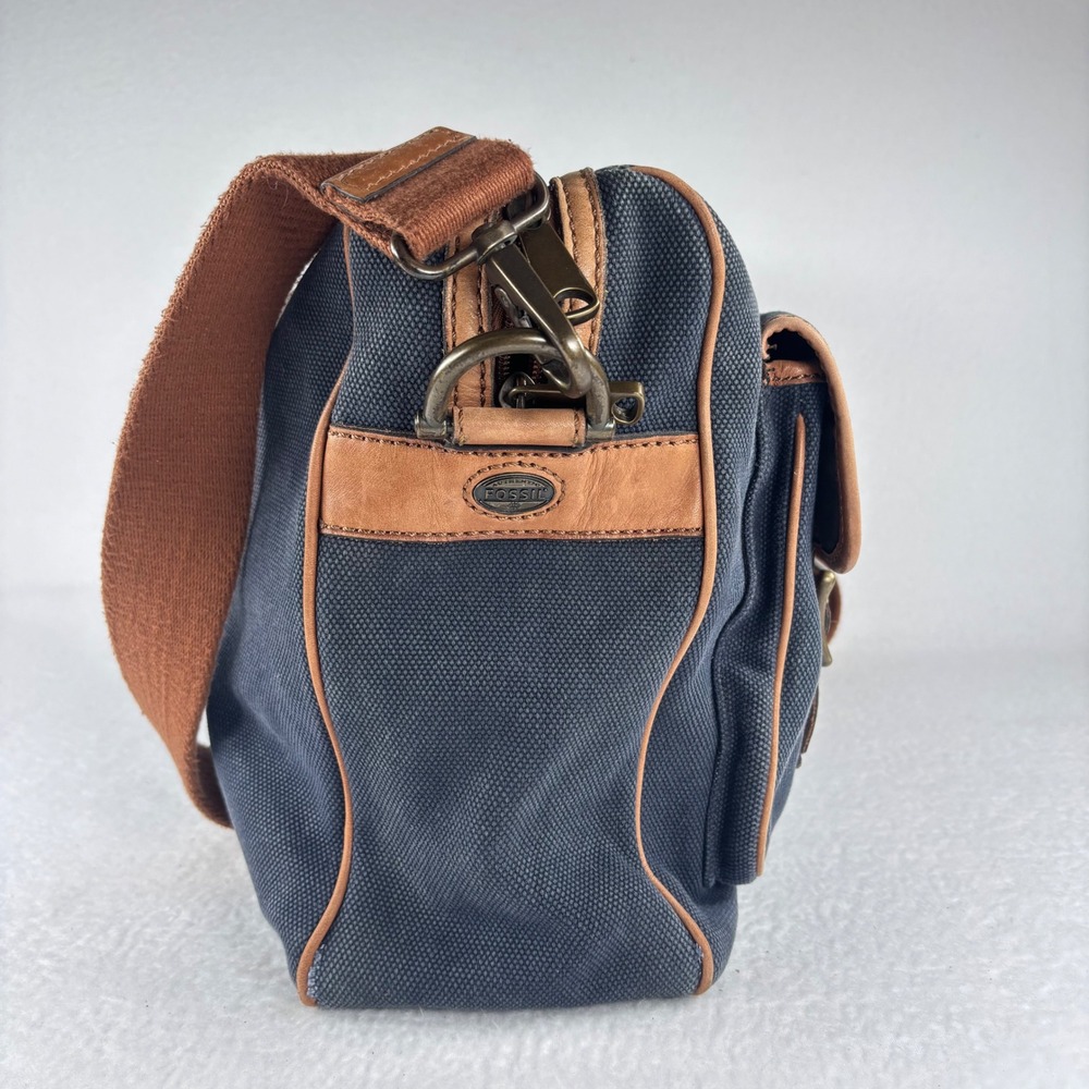 Y2K VTG Fossil Messenger Bag Navy Blue Canvas Leather Laptop Satchel Academia - Picture 6 of 16